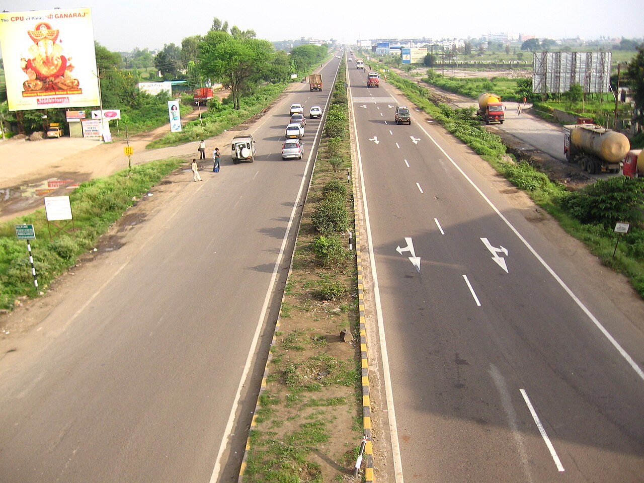 The Pune bypass highway running straight past Wakad